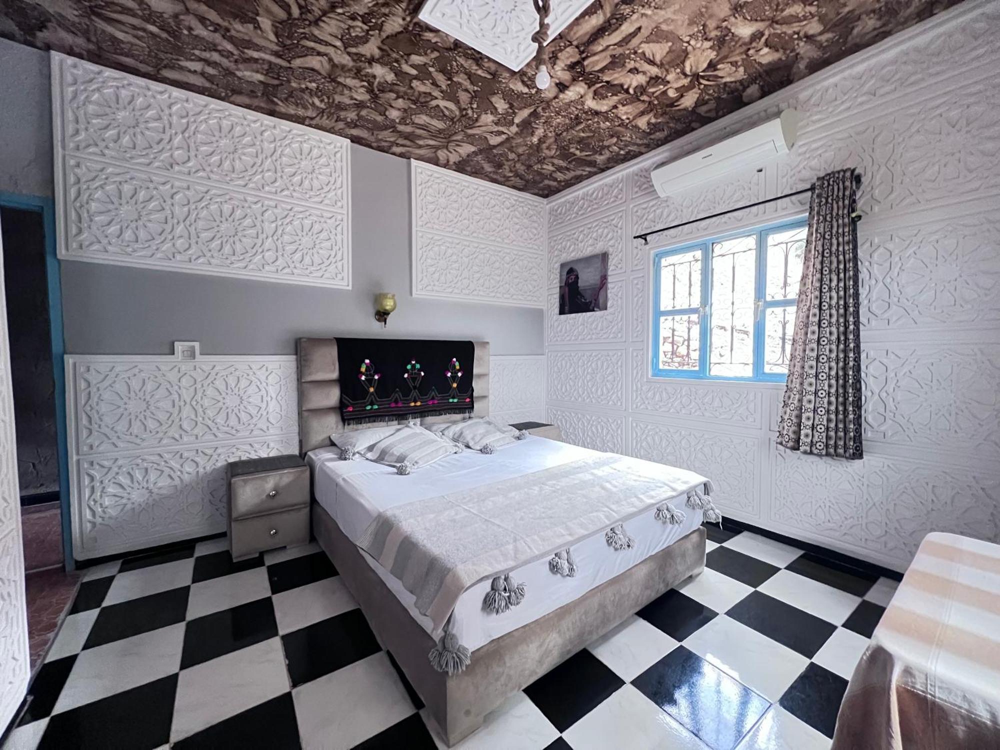 La Maison Traditionnelle Hotel Et Guesthouse Tafraout Luaran gambar