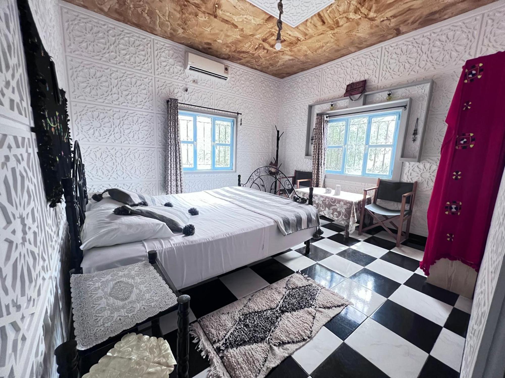 La Maison Traditionnelle Hotel Et Guesthouse Tafraout Luaran gambar