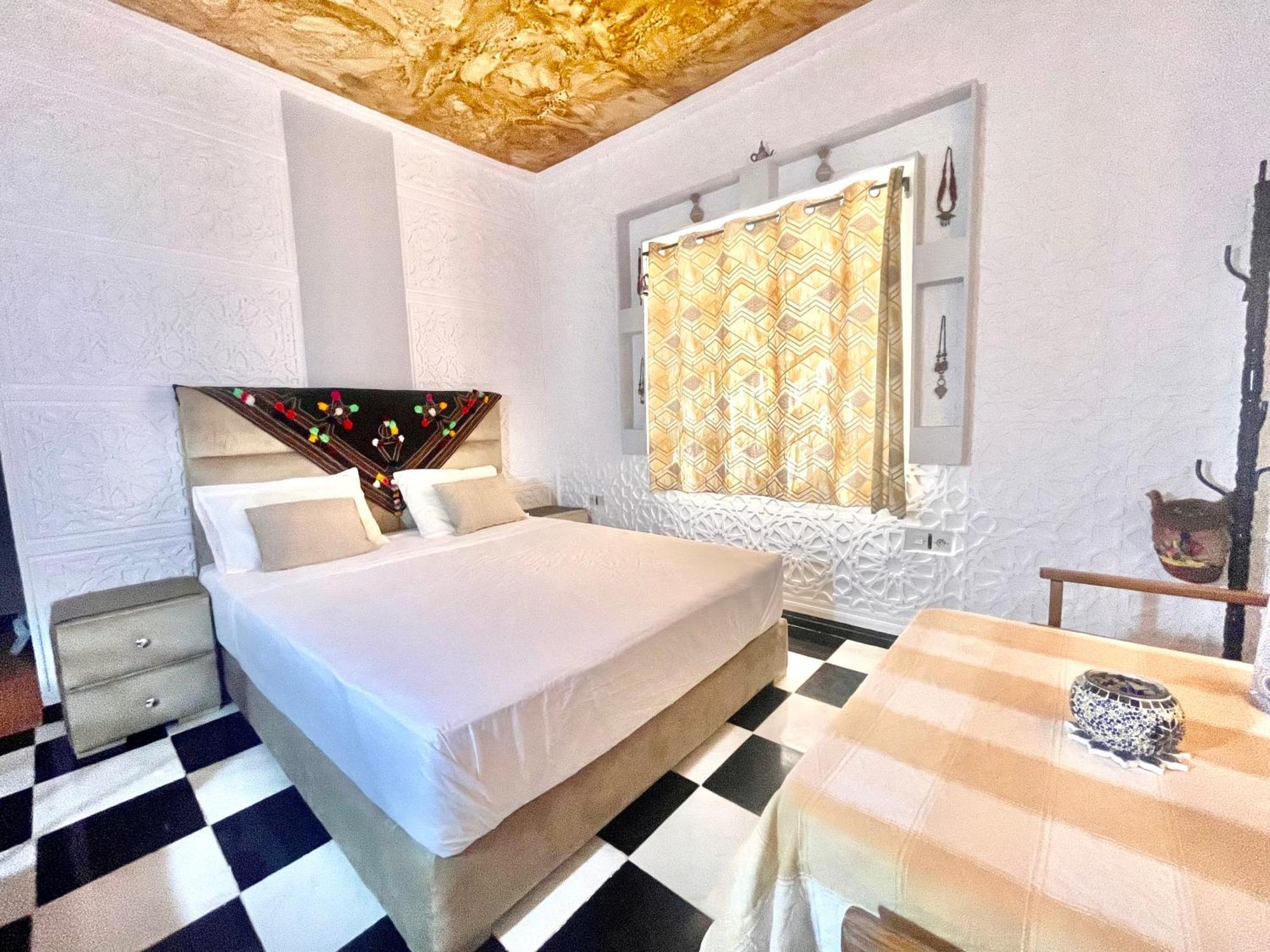 La Maison Traditionnelle Hotel Et Guesthouse Tafraout Luaran gambar